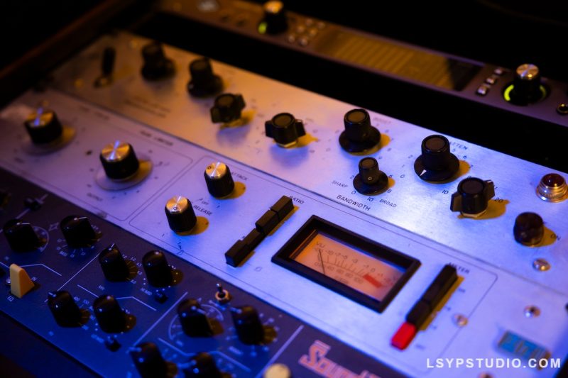 复古场效应晶体管压缩器Little Sir Rekko Balcony Left v1.0.0 [WiN]-乐声音频-资源网